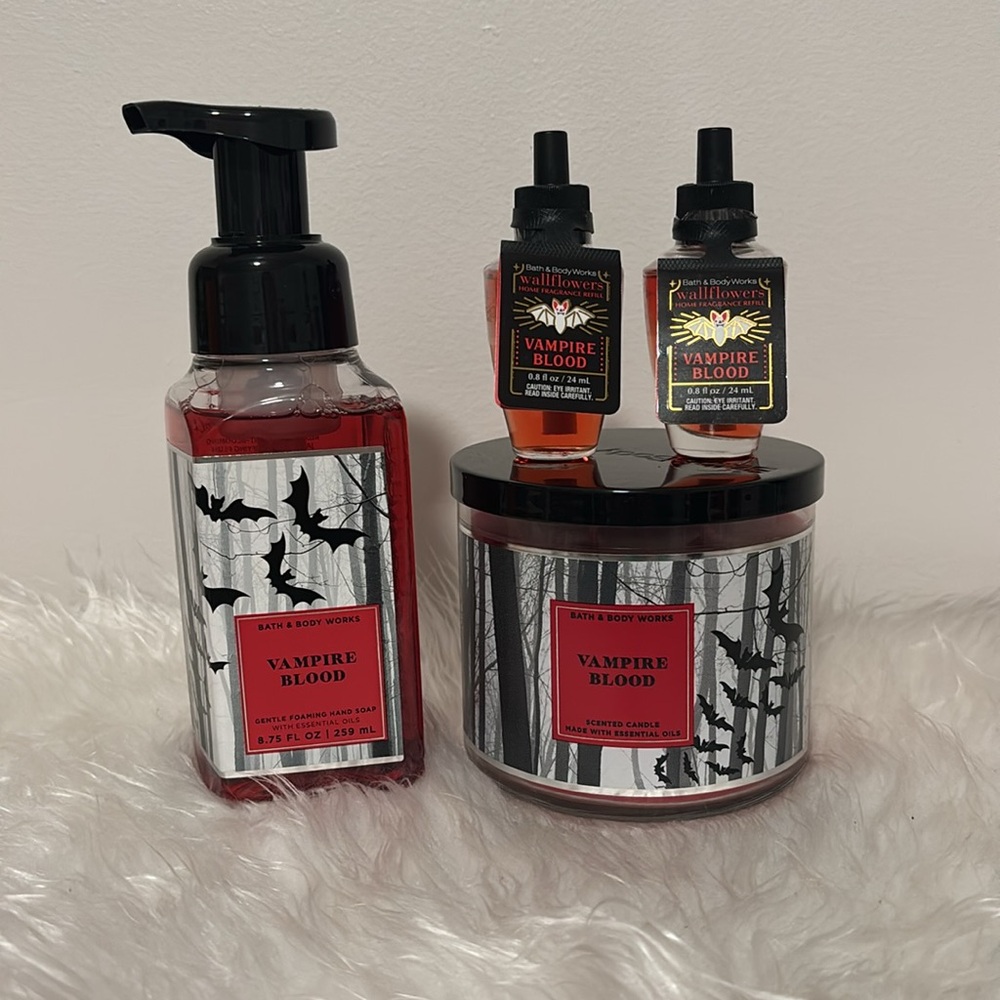Vampire Blood Set 🧛‍♀️♥️ - Candle, hand soap & wallflower refills